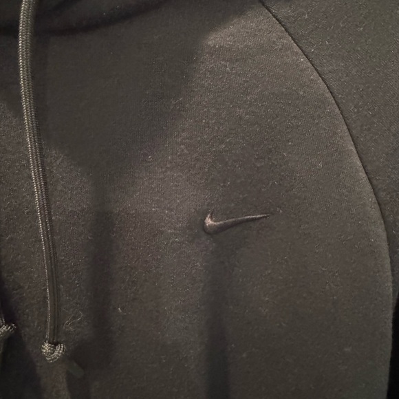 Nike Men's Black Hoodie - Picture 2 of 3